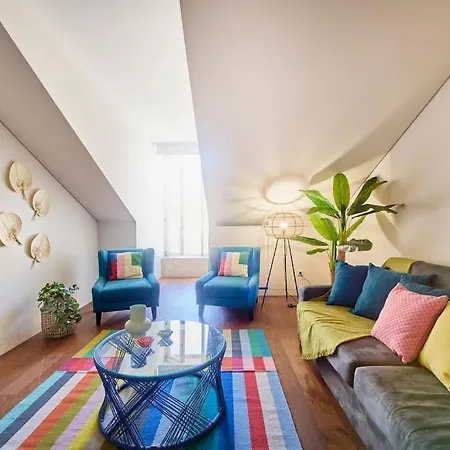 Lägenhet снеск Q,r-с0de First -,-apartment